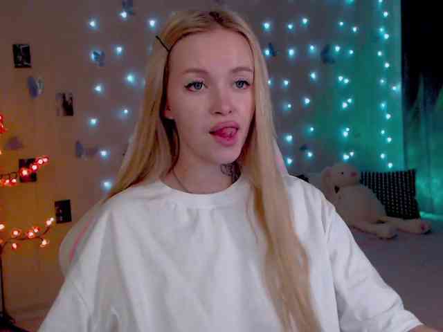 NaughtyMable webcam