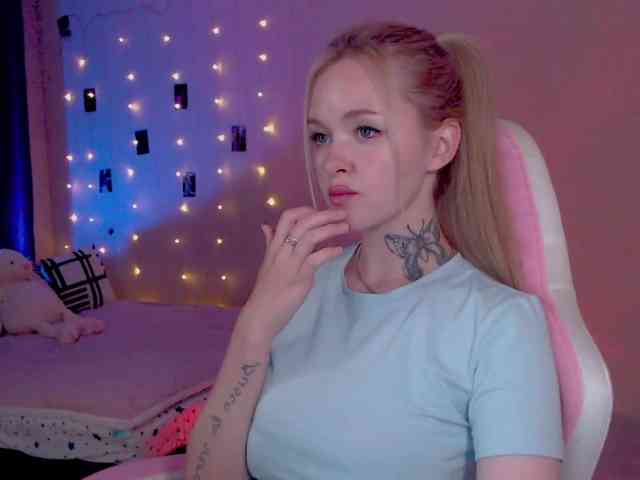 NaughtyMable webcam