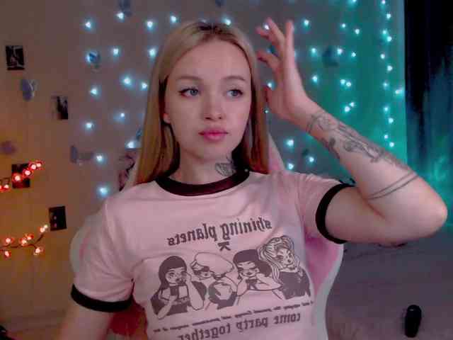 NaughtyMable webcam