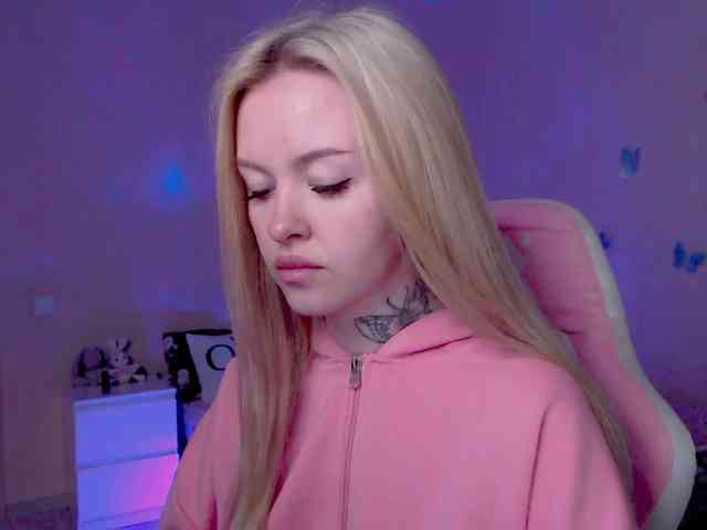 NaughtyMable webcam