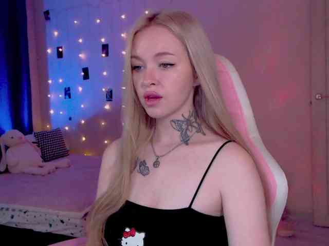 NaughtyMable webcam