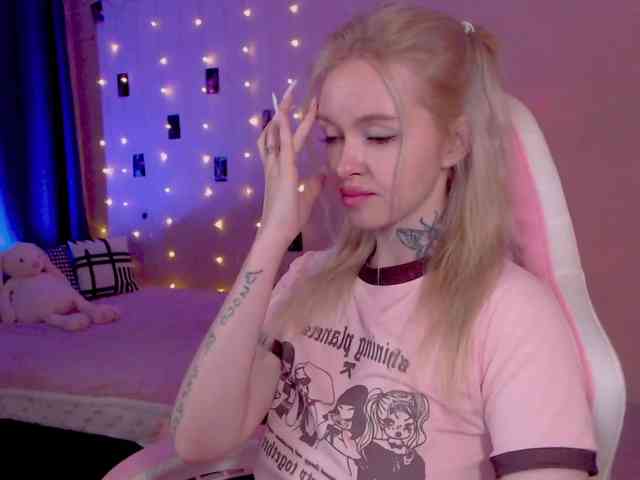 NaughtyMable webcam