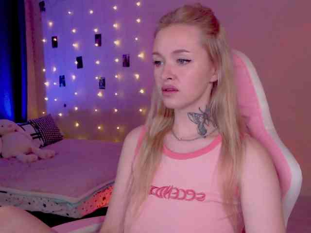 NaughtyMable webcam
