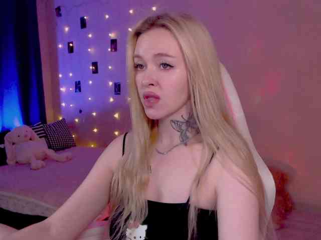NaughtyMable webcam