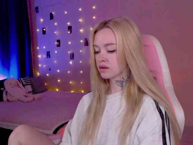 NaughtyMable webcam
