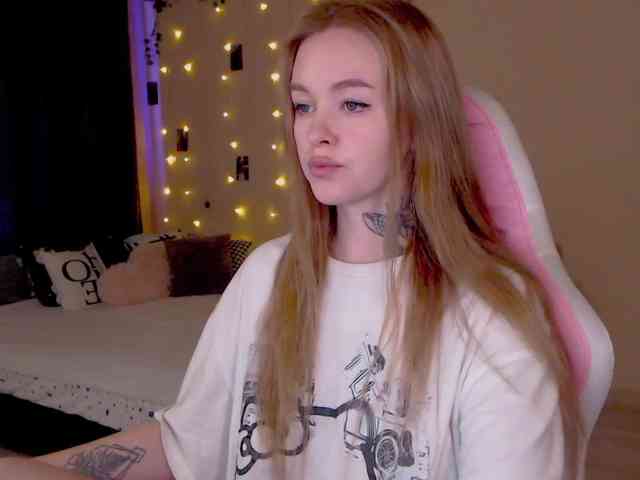 NaughtyMable webcam