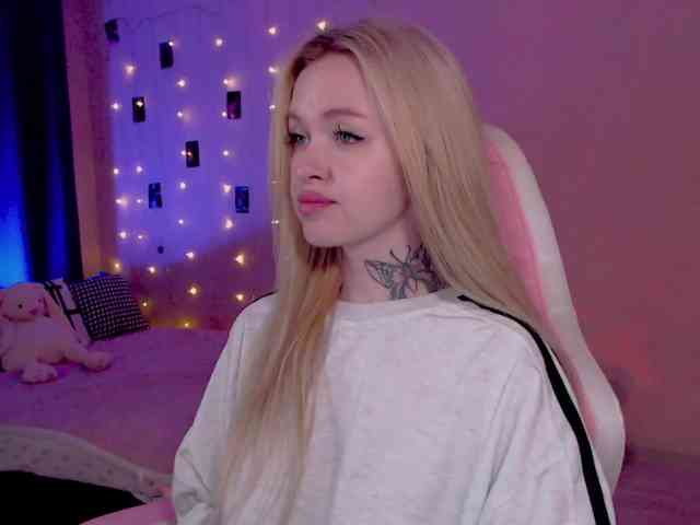 NaughtyMable webcam