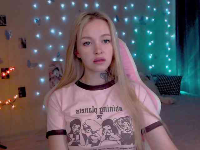 NaughtyMable webcam