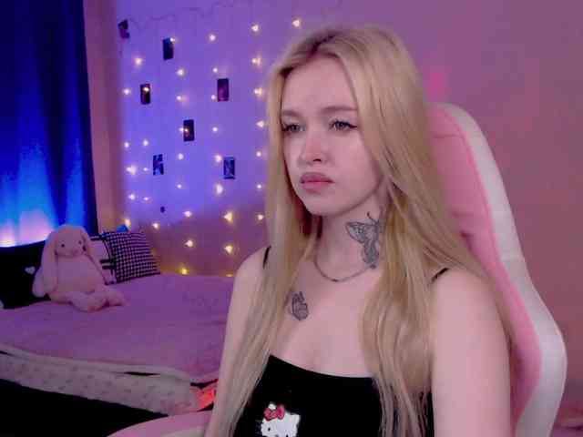 NaughtyMable webcam