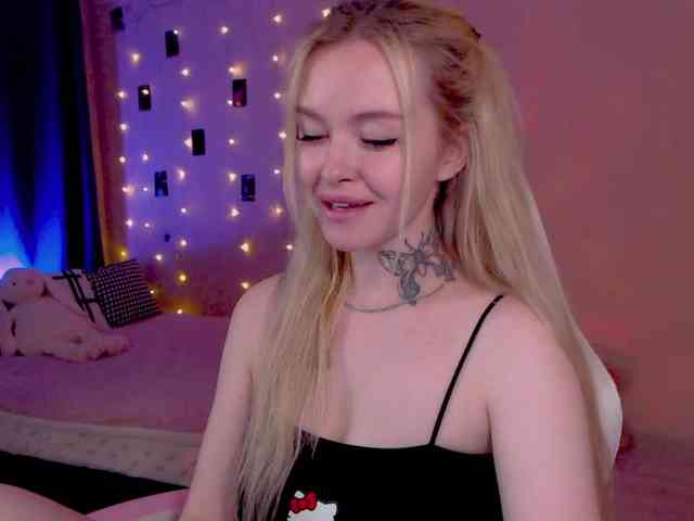 NaughtyMable webcam