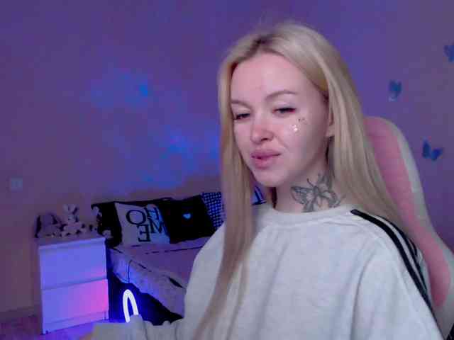 NaughtyMable webcam