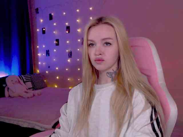 NaughtyMable webcam