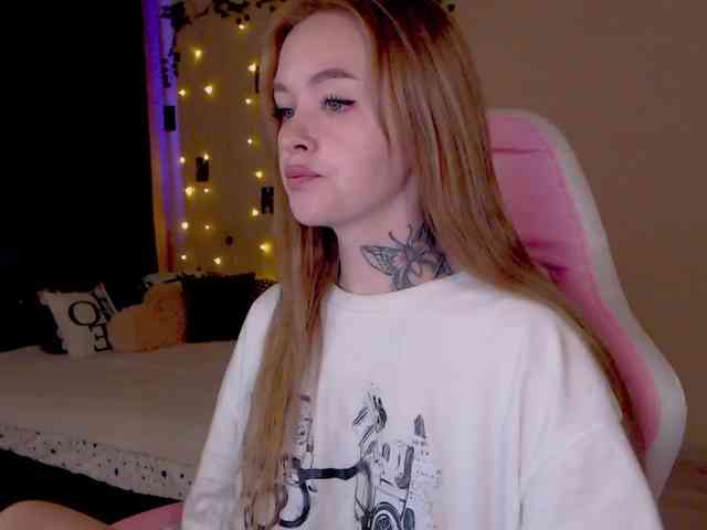 NaughtyMable webcam