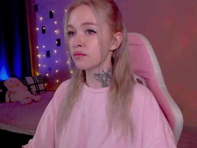NaughtyMable webcam