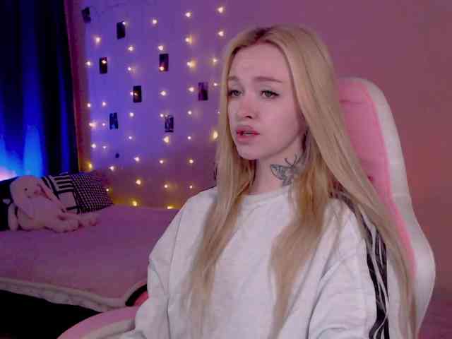 NaughtyMable webcam