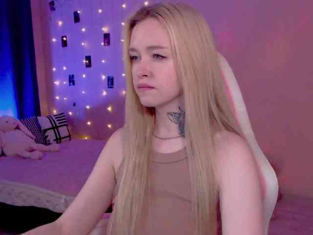 NaughtyMable webcam