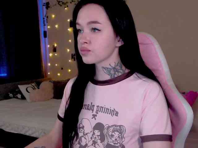 NaughtyMable webcam