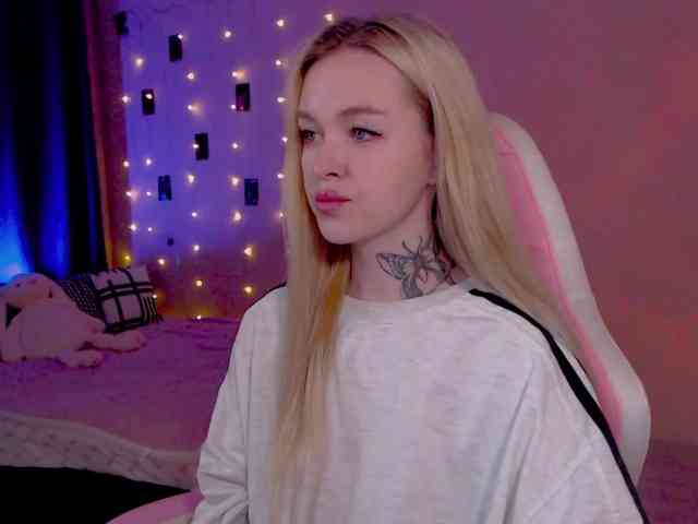 NaughtyMable webcam