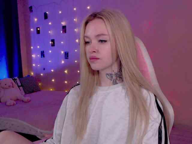 NaughtyMable webcam