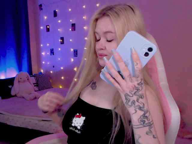NaughtyMable webcam