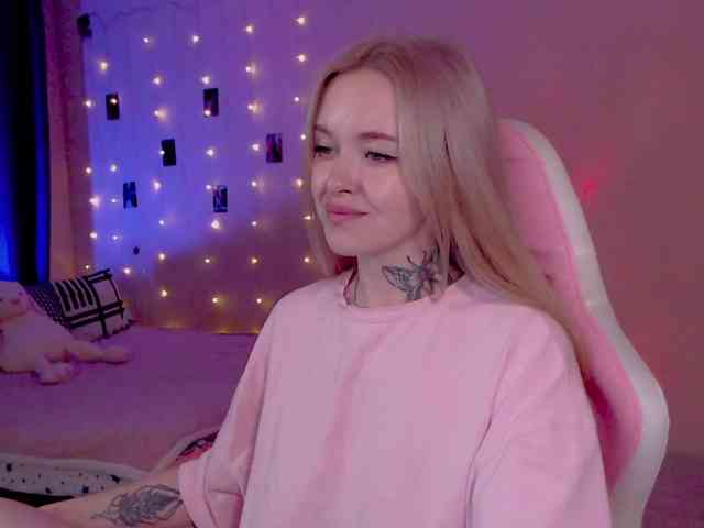 NaughtyMable webcam