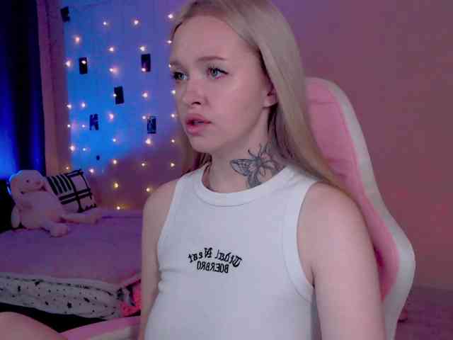 NaughtyMable webcam