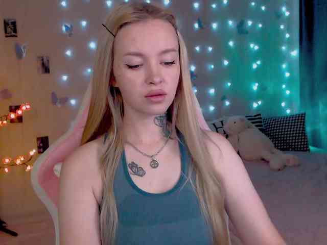 NaughtyMable webcam