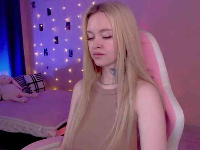 NaughtyMable webcam