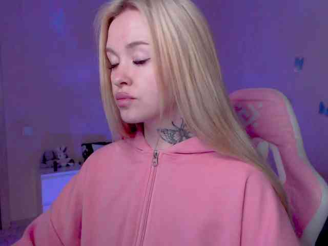 NaughtyMable webcam