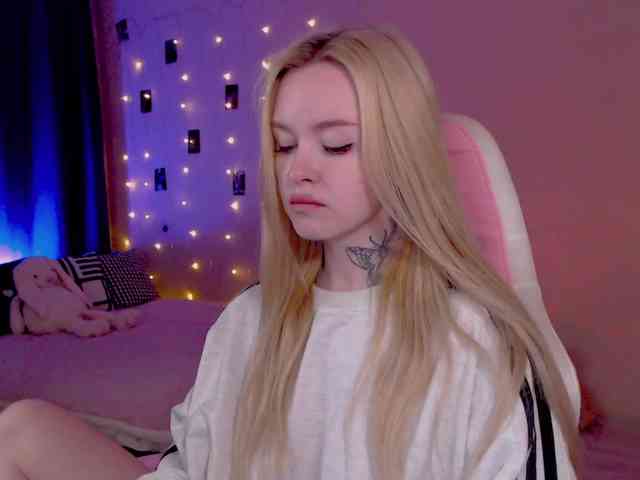 NaughtyMable webcam