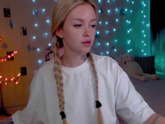 NaughtyMable webcam
