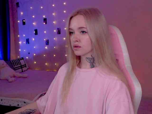 NaughtyMable webcam