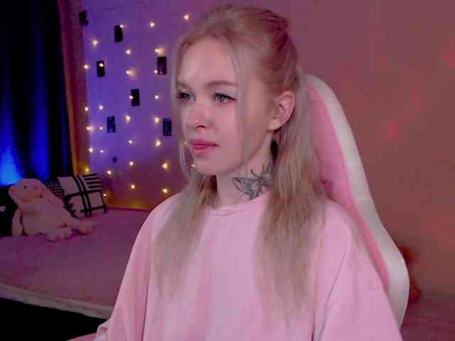 NaughtyMable webcam