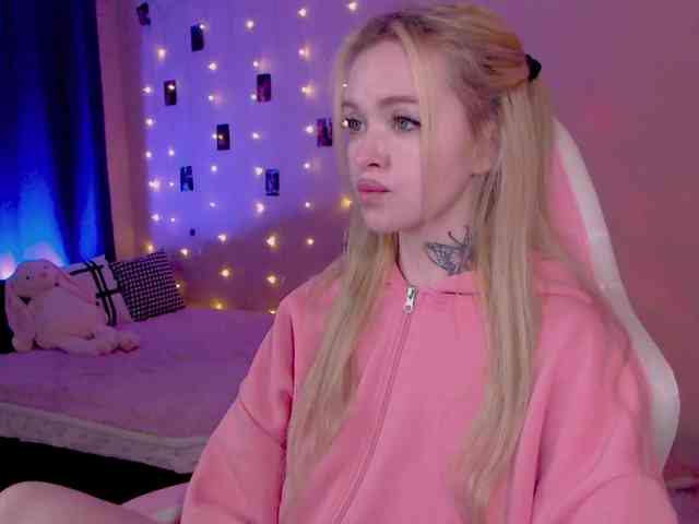 NaughtyMable webcam