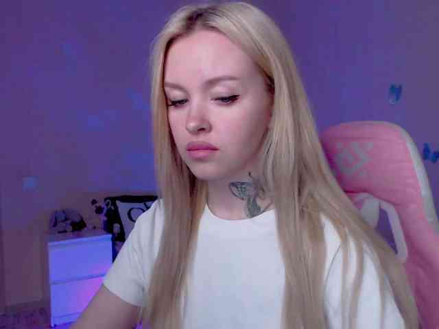 NaughtyMable webcam