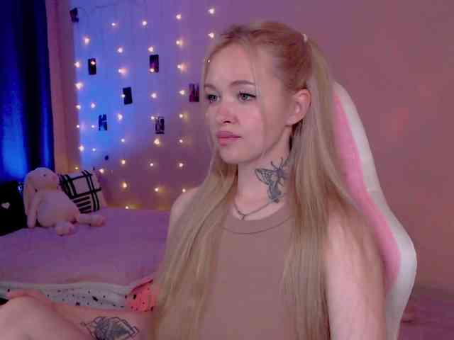 NaughtyMable webcam