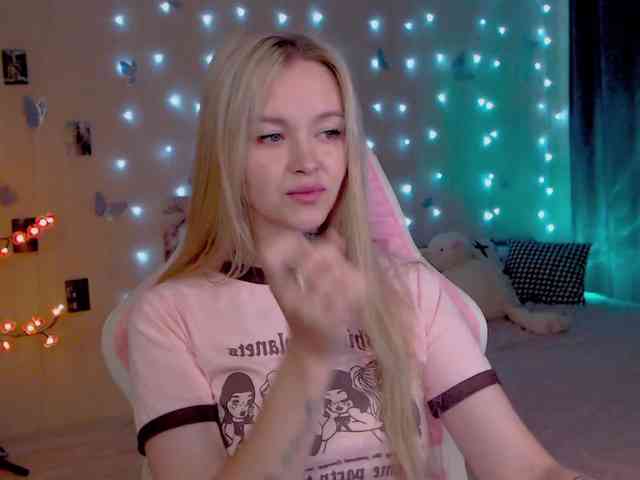 NaughtyMable webcam