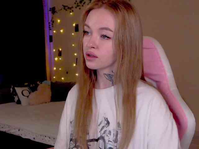 NaughtyMable webcam