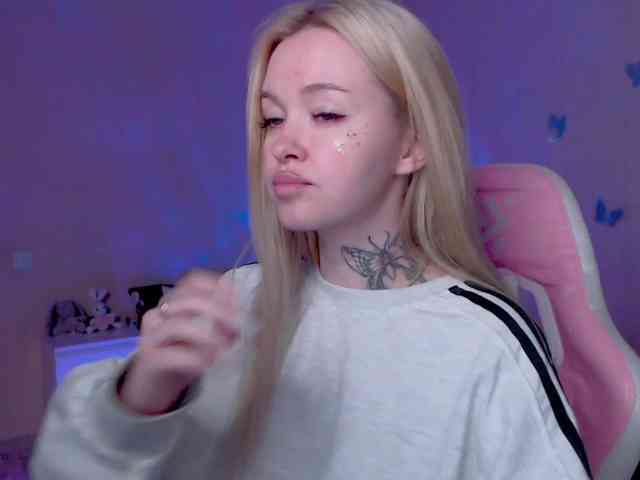 NaughtyMable webcam