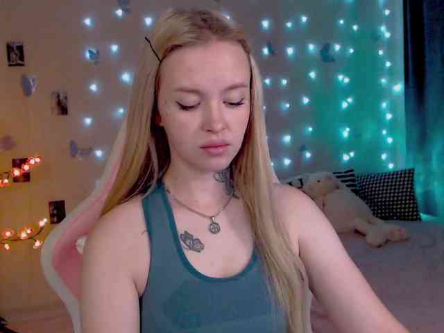 NaughtyMable webcam