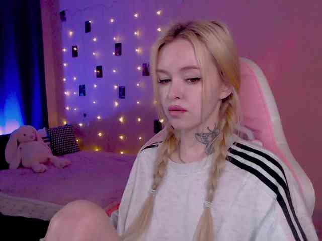 NaughtyMable webcam