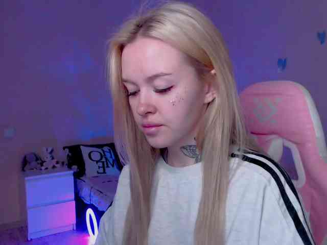 NaughtyMable webcam