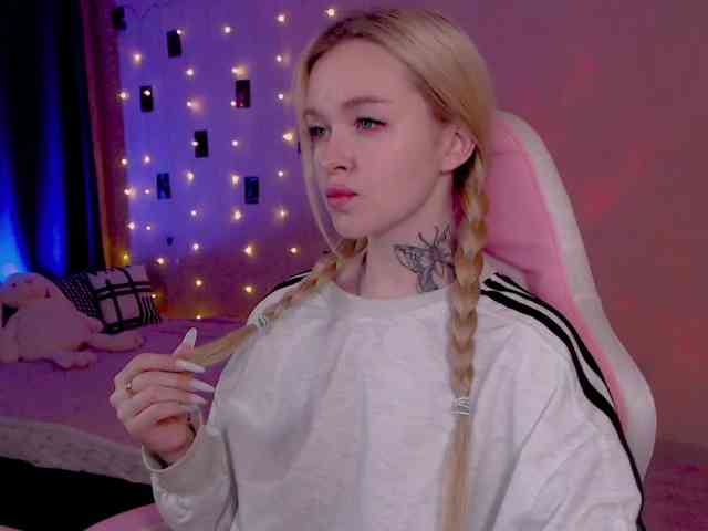 NaughtyMable webcam