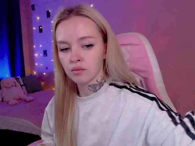 NaughtyMable webcam