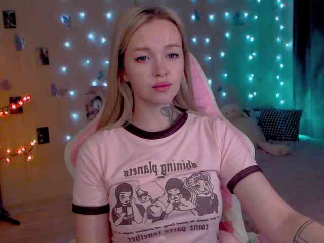 NaughtyMable webcam