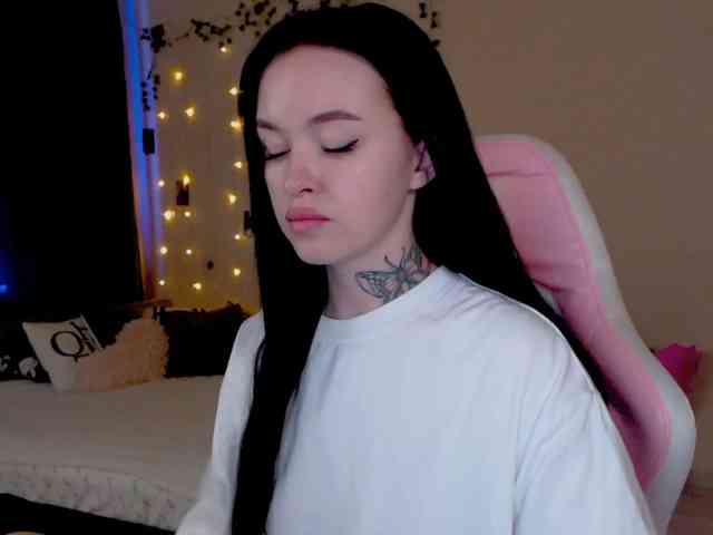NaughtyMable webcam