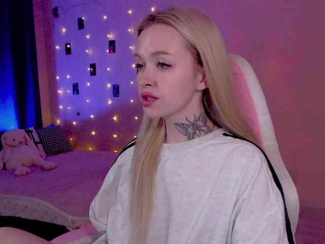 NaughtyMable webcam