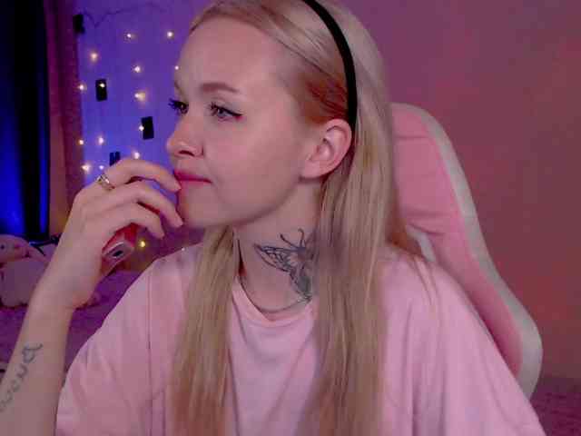 NaughtyMable webcam