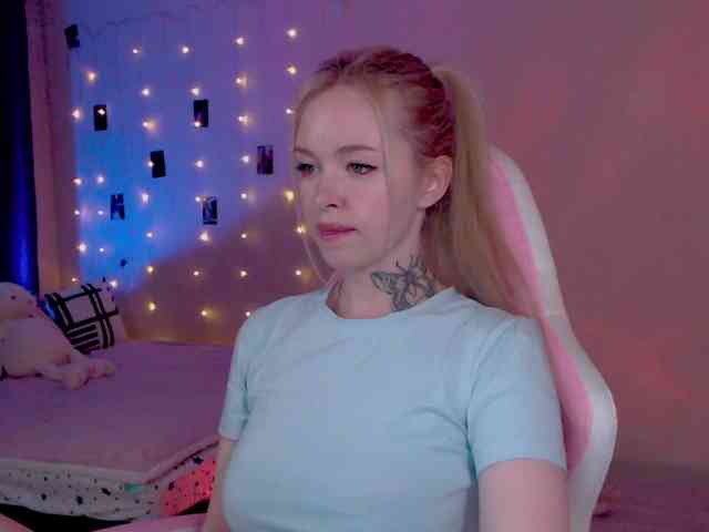 NaughtyMable webcam