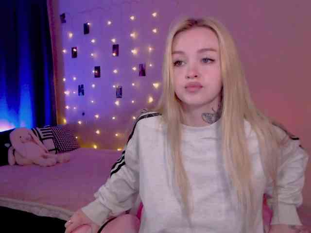 NaughtyMable webcam